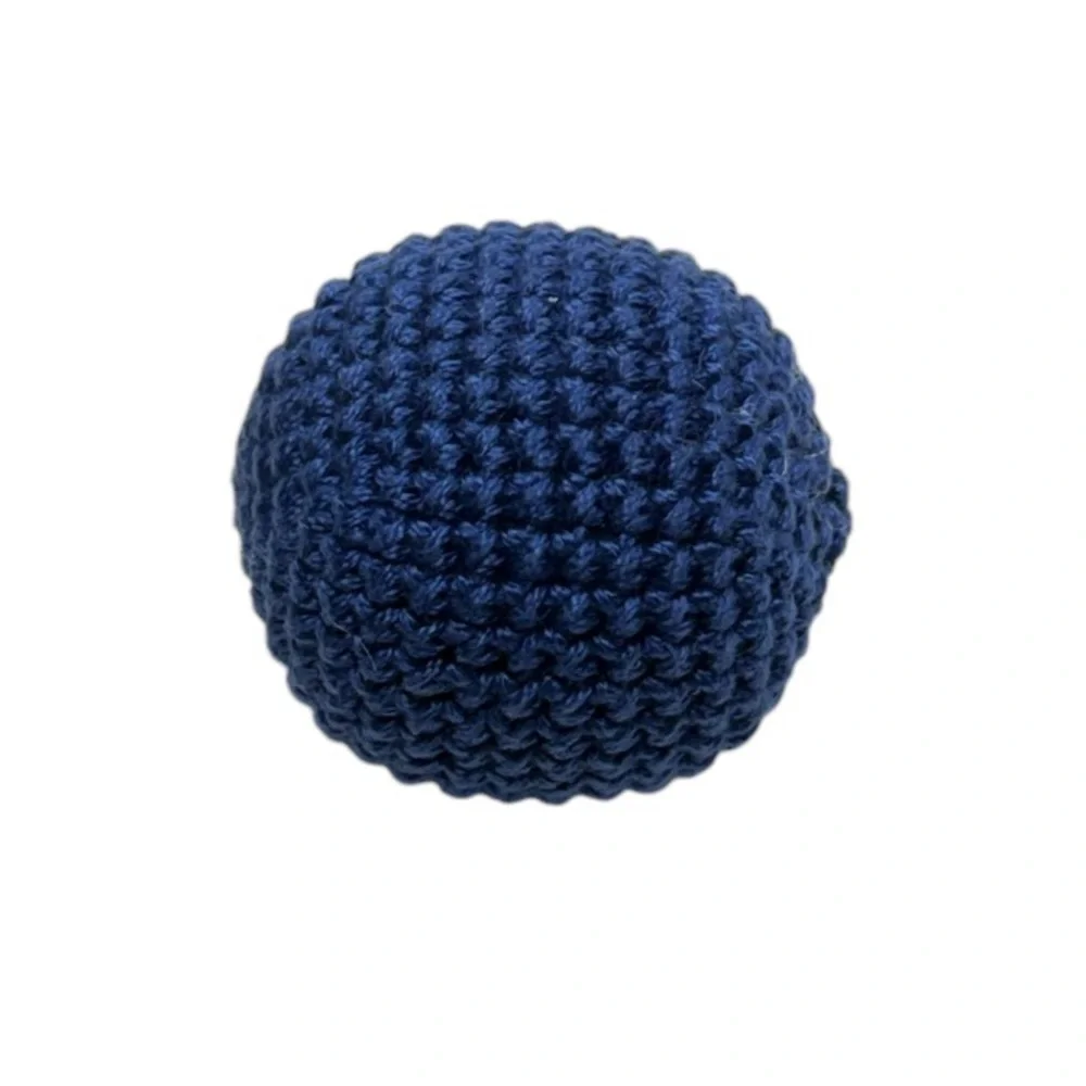 100% handmade crochet ball toy for cats with catnip inside! 100% cotton yarn toy
